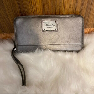 🛍️3/$30 Kenneth Cole  women’s metallic‎ wristlet wallet